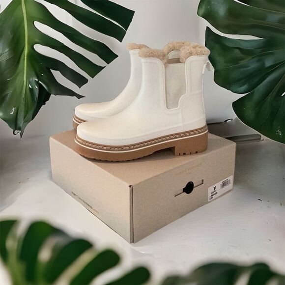 MARC FISHER NEW IN BOX FARGO WATERPROOF BOOT SHOE 8 MEDIUM WHITE OR DARK BLUE - Picture 9 of 14